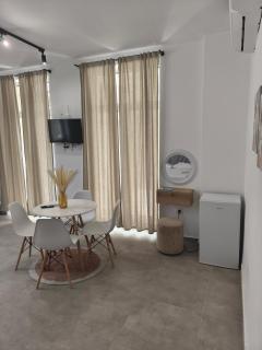 Melina Rooms - 1