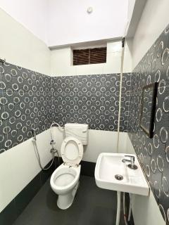 H R Guest House - 1