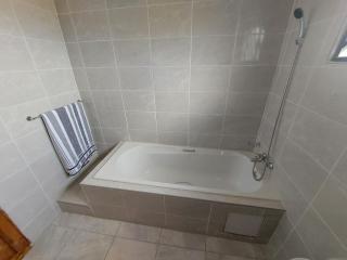 Pelotshweu, cheerful spirit - 6