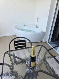 Apartmani Komatina Đenovići 2 - 1