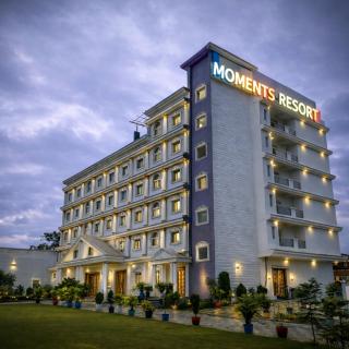 Moments Resort - 0