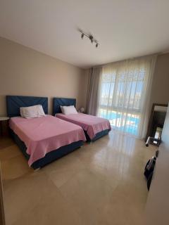 mangroovy 2 bedrooms penthouse with rooftop elgouna hurghada - 3