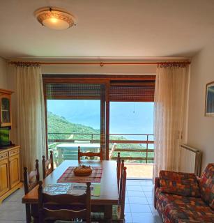 Albergo Diffuso Borgo Piovere, Annarosa 2 camere terrazzo e Vista Lago - 0