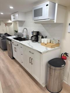 World Cup Suite with Gardens, Free Parking, Avenue Station - 6