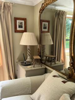 Oak Crest, 2 bedrooms, log fire, scenic views near Chapel Down - 7
