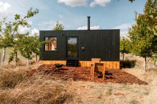 Romantic Cotswolds Cabin In Orchard - 8