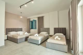 MiLen BGX by Santorini Residence - 2