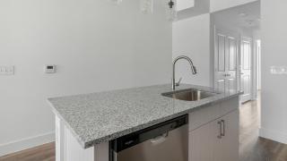 Landing Chic 2BD Clubhouse - 5
