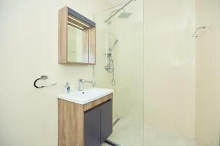 Stylish 1 Bedroom Apartment with a pool - 9