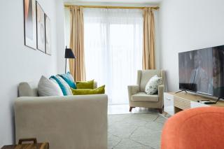 Stylish 1 Bedroom Apartment with a pool - 5