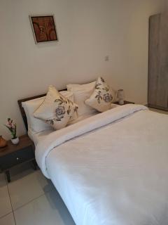 Luxurious 2-bedroom Apartment -Loxwood, East Legon - 7