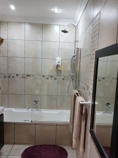 Boutique self catering Guesthouse 4 independent cottages that sleep 13 in total - 1