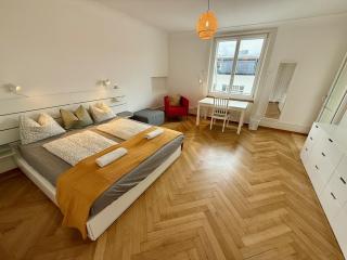3 BR Apartments at University - 9