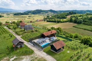 AquaHaven With Private Pool And Wellness - Happy Rentals - 9