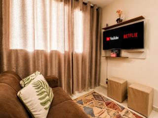 Apê elegante com ar-cond, vaga e ótima localização - 8