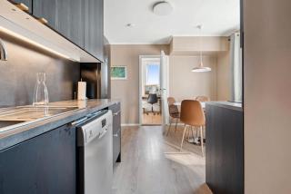 Arctic Aurora Apartment - 3 Bedrooms with parking - 6