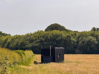 Secluded cabin with sunset views, Kent AONB - 9