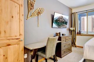 Downtown WP Condo 414 I Pool I Club House I Hot Tub I Activity Program - 5