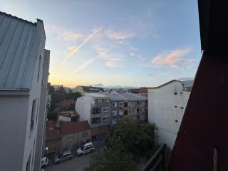 Your Cozy Home in Skopje - 8