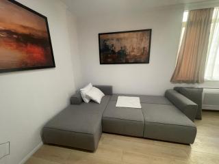Stivens Central Apartments - 9