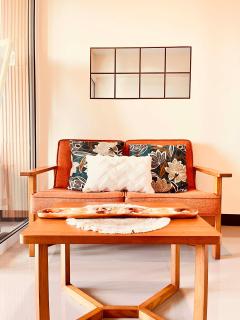 Samie's Solace-Azure Staycation - 2