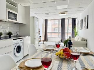 Boutique Apartment in the City Center by TuriVida - 0