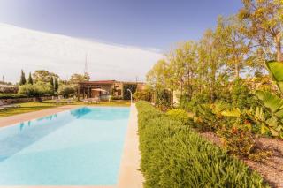 New to the market - 4BR Farmhouse with Pool by SF Homes - 7