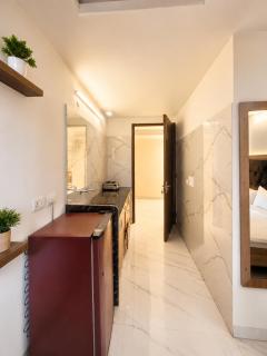 Ryoko Home Medanta - Studios with Kitchen - 4