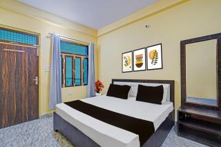 SPOT ON Crystal Crown Hotel - 3