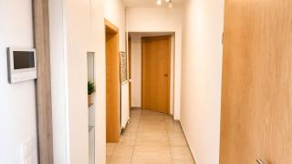 Großzügiges Familienzimmer mit eigenem Bad nähe Pferdezentrum - 2