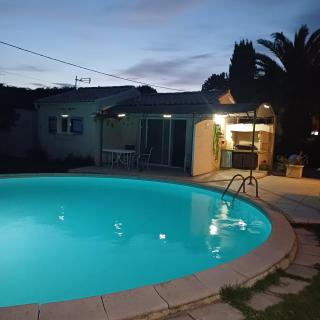 Les Lavandes le petit mazet privee avec la piscine privee - 4