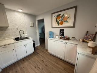 The Downtown Loft - 2