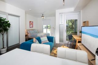 Luxury Studio in the heart of SM - Free Garage P - 8