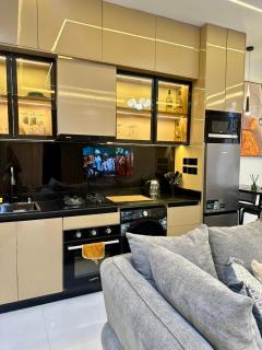 Stunning Two Bedroom Apartment with PS5 & Snooker - 2