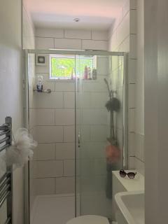 Boho retro newly refurbed, 4 double bedroom house - 3