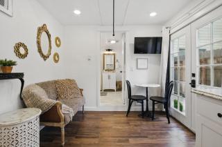 Vancouver Retreat Tiny House 9 - 2