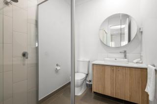 3BR Light-filled Retreat Mt Duneed - 1