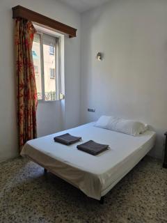 Preciosa Habitación privada comoda relajante ideal para pasar muy buenas vacaciones Wi-Fi centro malaga - 3
