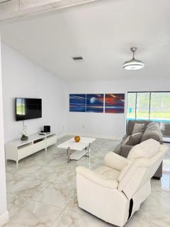 House with heated pool - 5