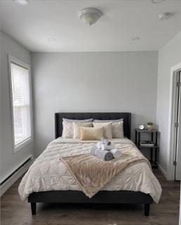 Renovated 3BR Bay Windows EWR 15 Min - 4