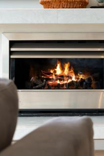 Pounamu Horizon | Central · Lakeview · Fireplace - 6