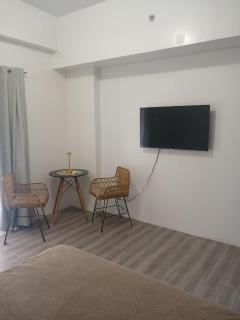 Amani Zen Studio Japandi Retreat Near Airport, Pool, Gym - 5