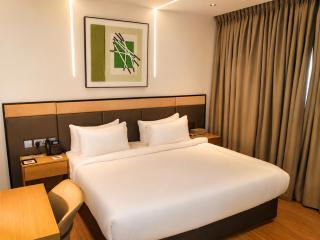 Greyfield Hotel and Apartments - 9
