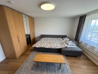 Panorama-Retreat am Waldrand nahe Seen und Bergen - 8