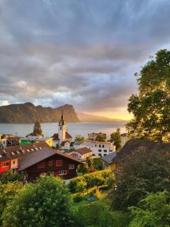 Chalet Oz Vitznau with Lake Lucerne Views - 9