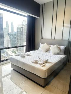 The AXON Suites by Rosemary - 0