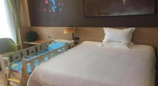 IU Hotel Zhangye High-Speed Railway Station - 2
