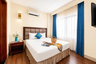 Sea Front Apartment & Spa Da Nang - 5