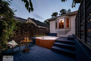 Hidden Gem Home-HotTub-Firetable-King Bed-BBQ -Deck - 2