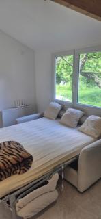 Studio cosy avec vue jardin et cadre paisible - 3
